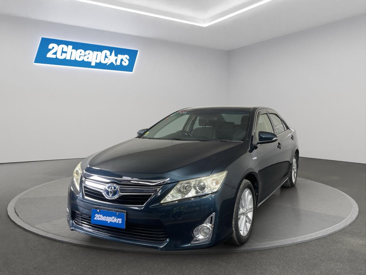 2013 Toyota Camry Hybrid Sedan