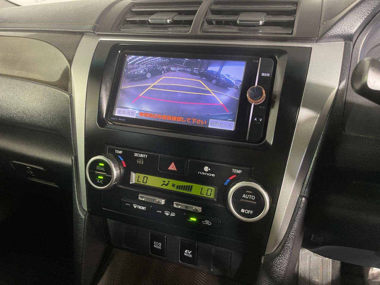 2013 Toyota Camry Hybrid Sedan LOW KMS + REVERSING CAMERA + CRUISE CONTROL