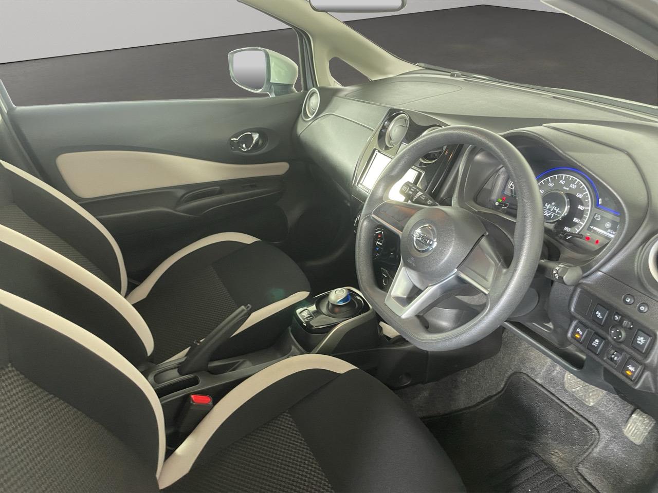 2020 Nissan Note E-POWER B Hatchback AUTO LIGHTS + PUSH BUTTON START + PARKING SENSORS