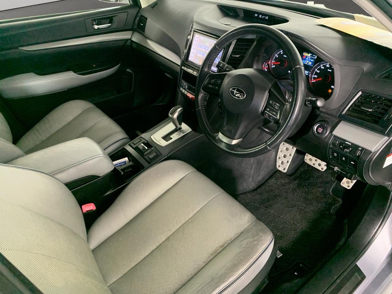 2013 Subaru Legacy Eyesight AWD Station Wagon CRUISE CONTROL + AWD + EYESIGHT