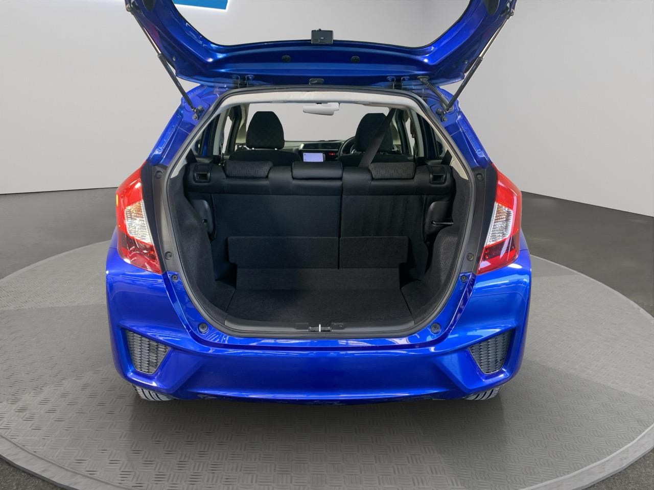 2014 Honda Fit Jazz Late Shape Hatchback LOW KM + PUSH SRART + GREAT FUEL EFFICIENCY