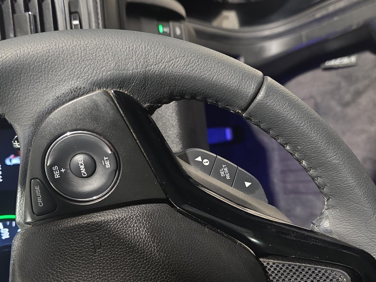 2014 Honda Vezel Hybrid Z RV/SUV HEATED SEATS + CRUISE CONTROL + HEATED SEATS