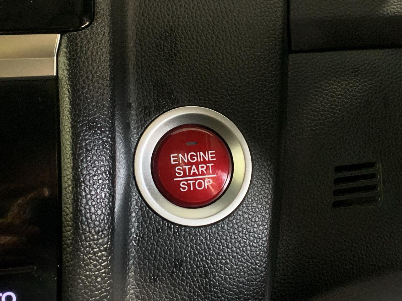 2014 Honda Fit Jazz New Shape Hatchback REVESING CAMERA + PADDLE SHIFT + AUTO LIGHTS