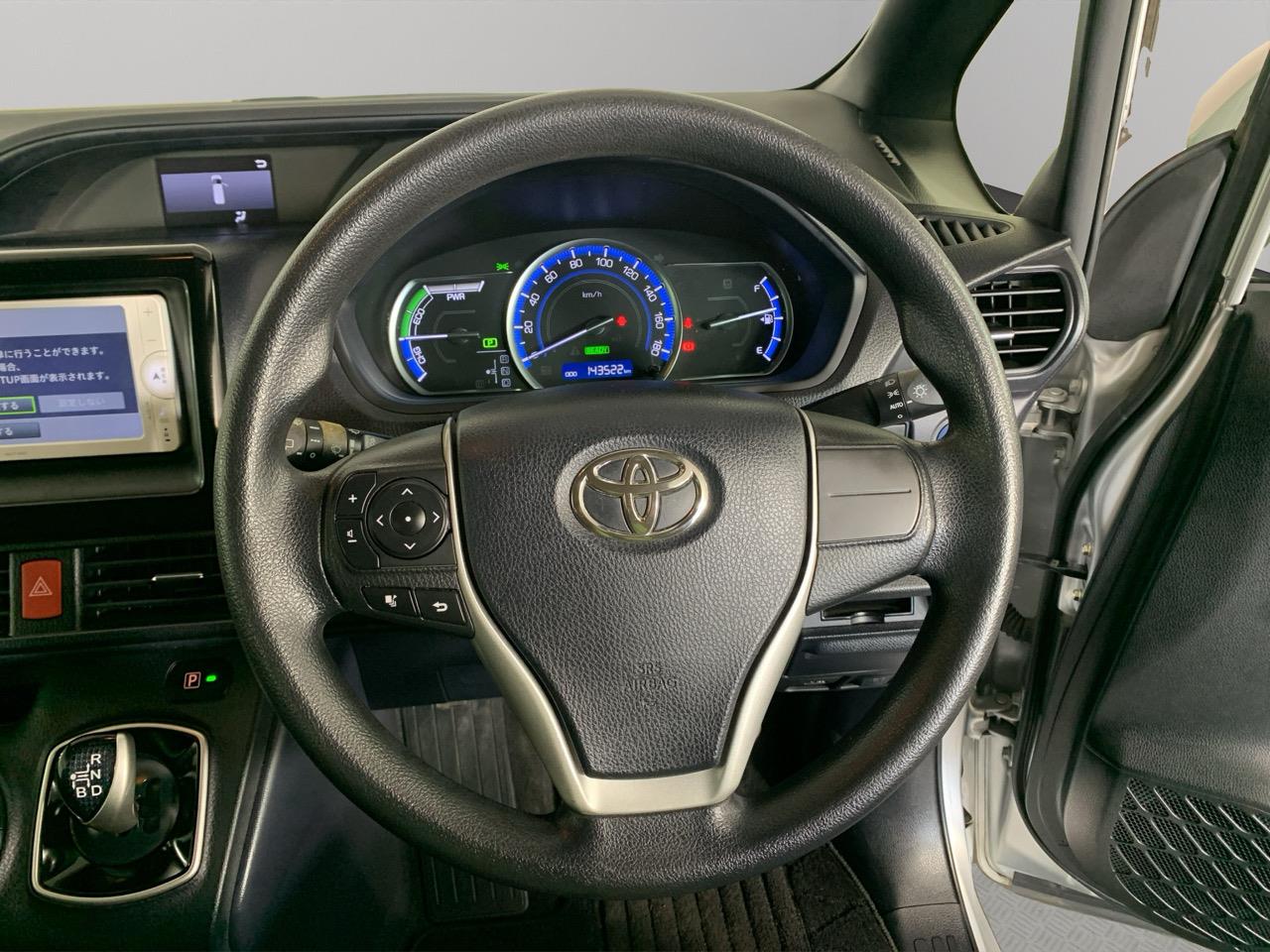 2014 Toyota Noah Hybrid X People Mover REVERSING CAMERA + POWER SLIDING DOOR