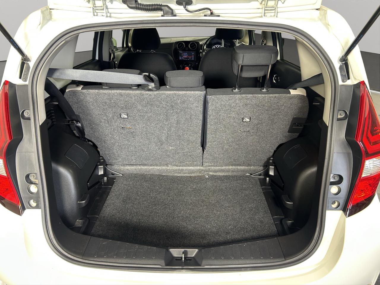 2018 Nissan Note e-power Hatchback REVERSING CAMERA + PUSH BUTTON START + AUTO LIGHTS