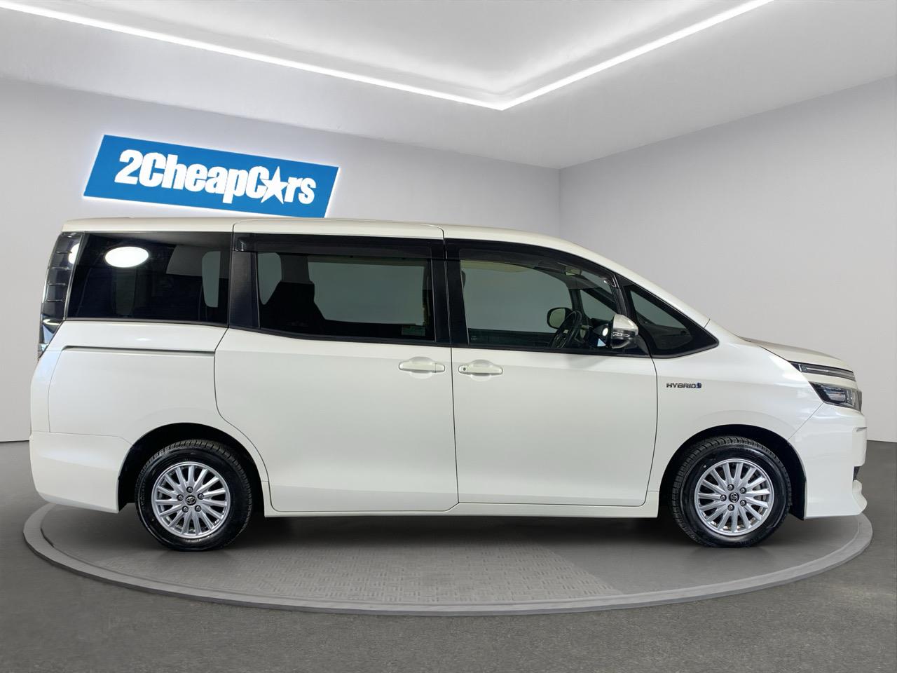 2015 Toyota Voxy HYBRID V People Mover CRUISE CONTROL + HEATED SEATS + POWER SLIDING DOOR