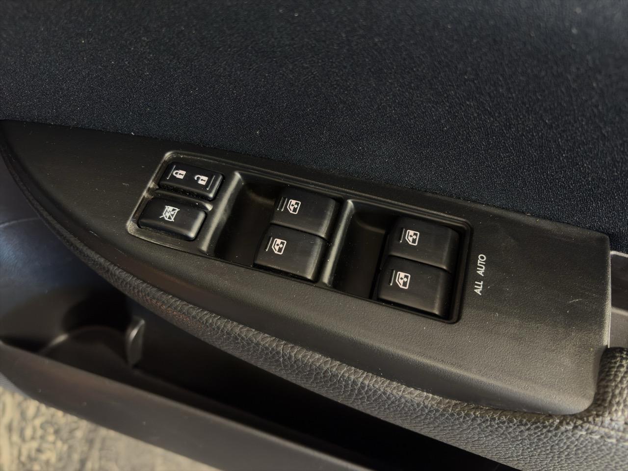 2012 Subaru Legacy OUTBACK 2.5I 4WD Station Wagon AWD + CRUISE CONTROL + PUSH BUTTON START