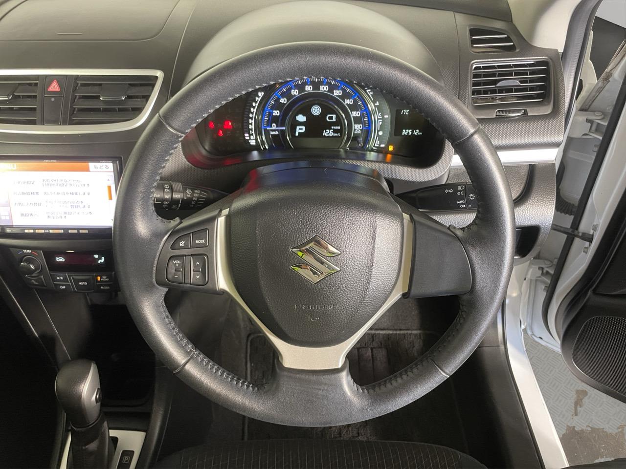 2013 Suzuki Swift XL-DJE Hatchback LOW KM + AUTO LIGHTS + PUSH START