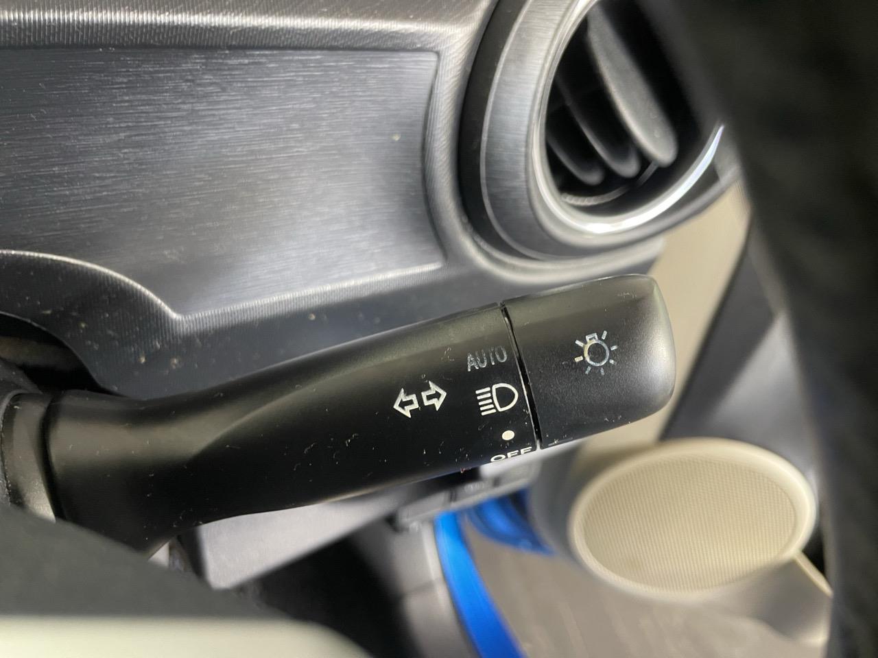 2012 Toyota Aqua S Hatchback LOW KMS + REVERSING CAMERA + HEATED SEATS