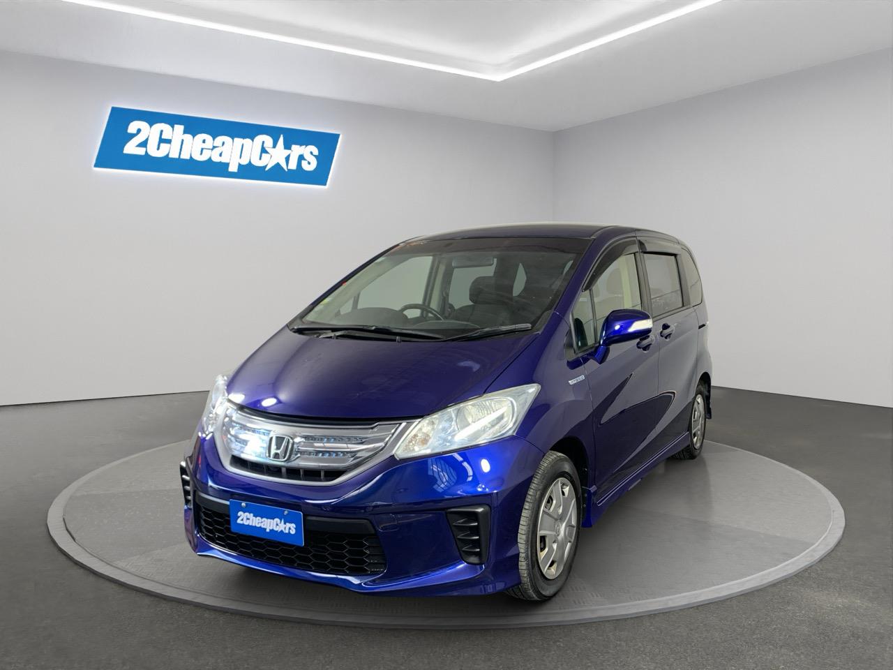 2013 Honda Freed Hybrid Hatchback