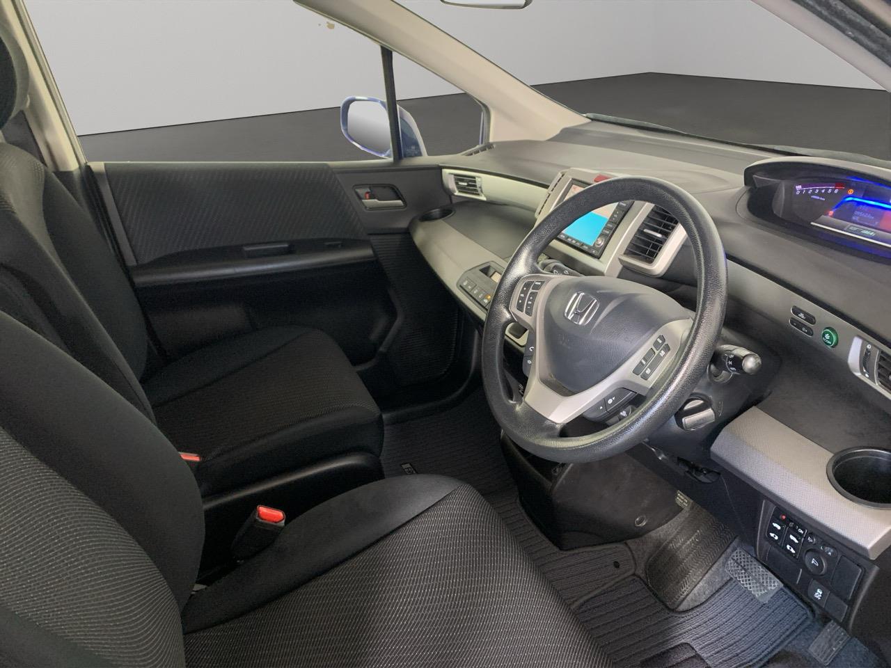 2013 Honda Freed Hybrid Hatchback ELECTRIC SLIDING DOORS + REVESING CAMERA