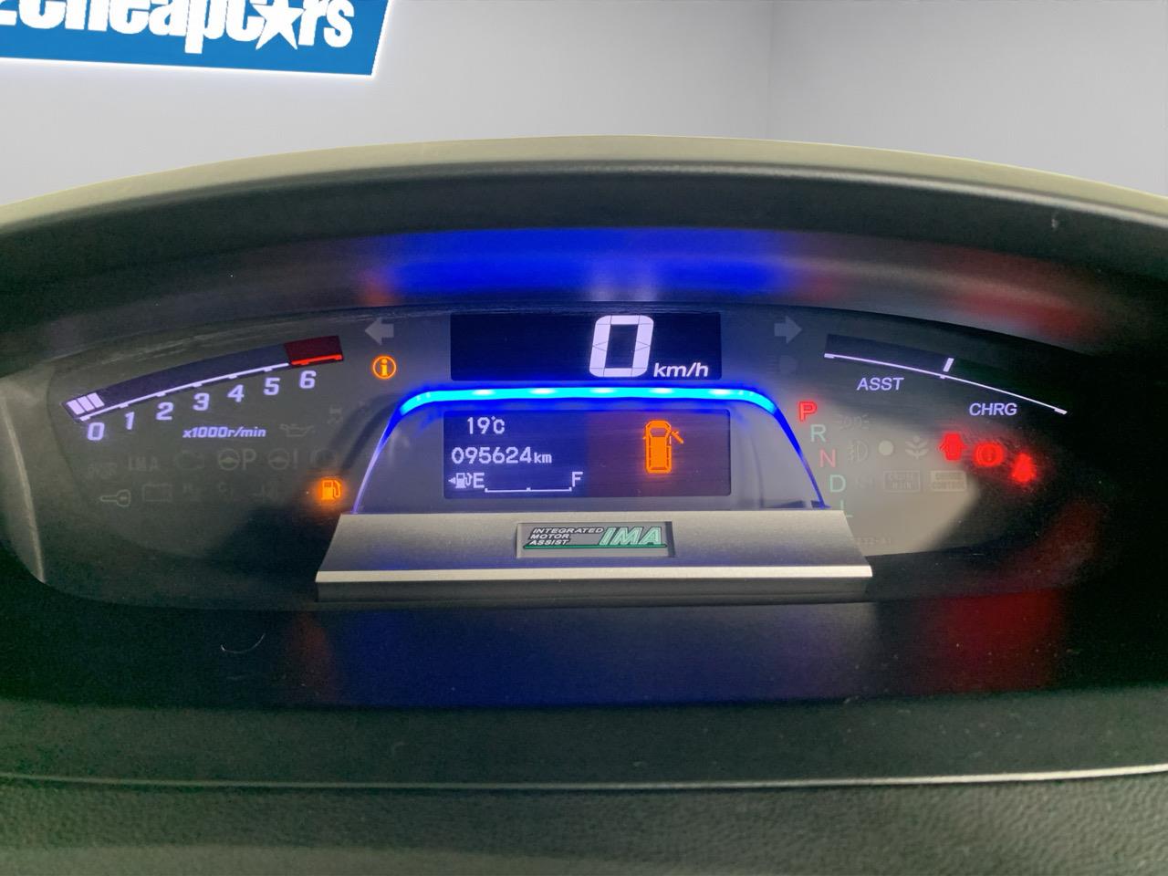 2013 Honda Freed Hybrid Hatchback ELECTRIC SLIDING DOORS + REVESING CAMERA