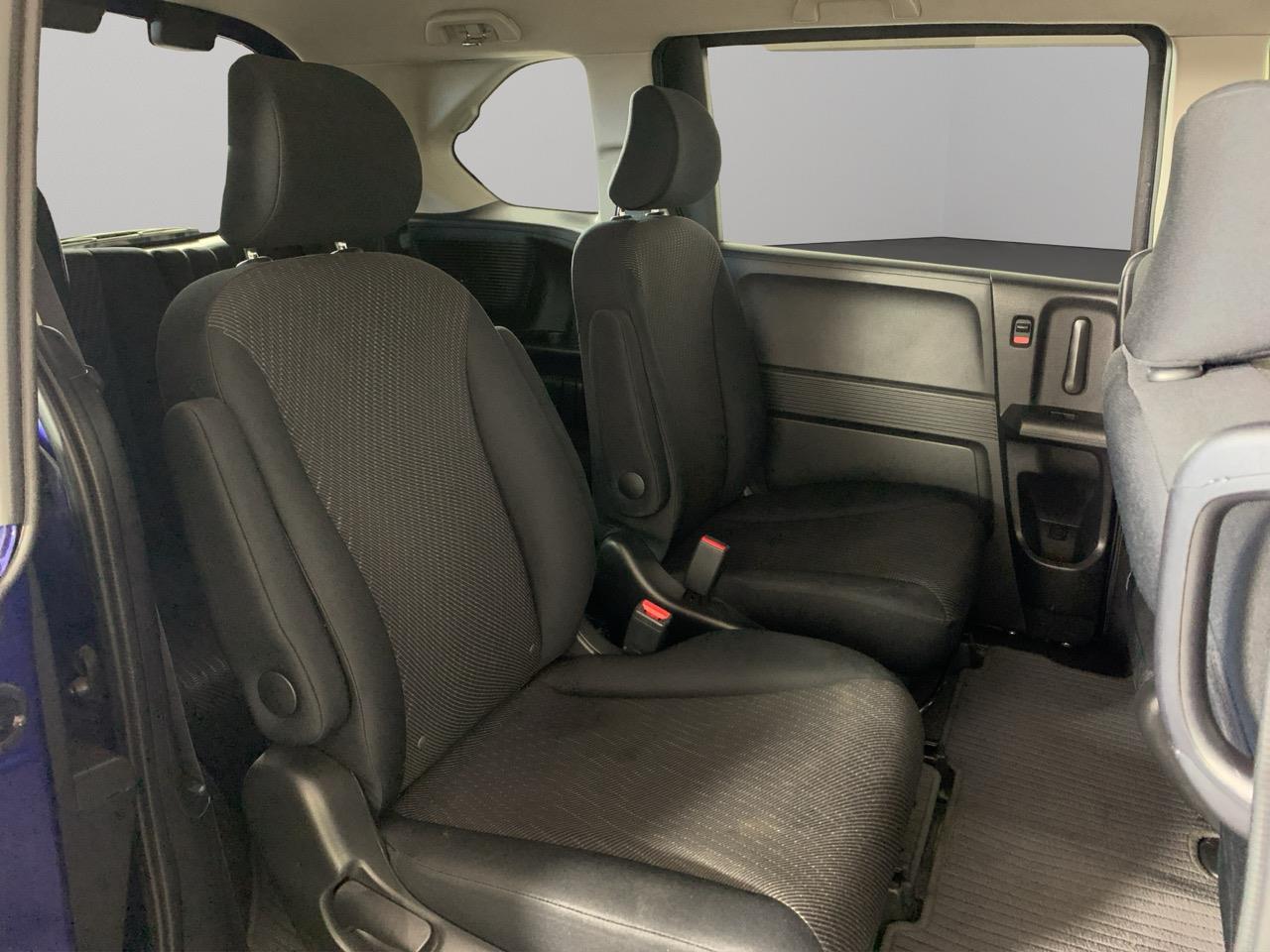 2013 Honda Freed Hybrid Hatchback ELECTRIC SLIDING DOORS + REVESING CAMERA