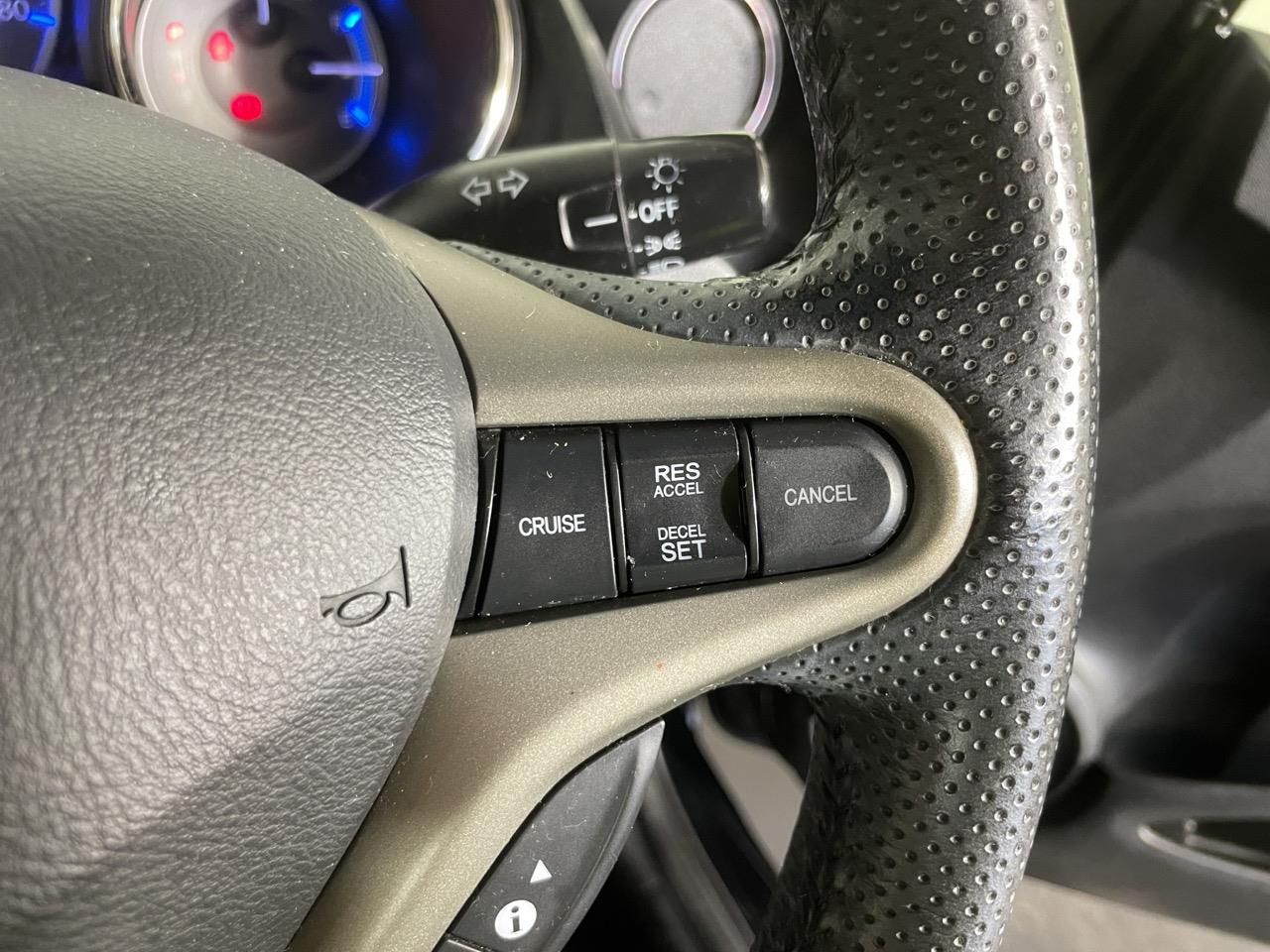 2013 Honda Fit Jazz hybrid Hatchback REVERSING CAMERA + CRUISE CONTROL