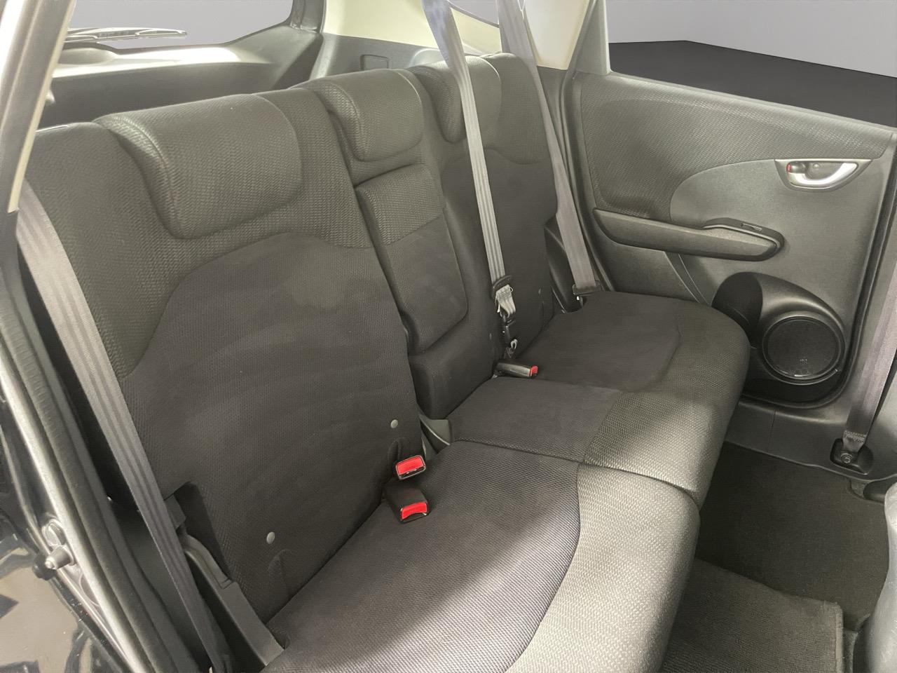 2013 Honda Fit Jazz hybrid Hatchback REVERSING CAMERA + CRUISE CONTROL