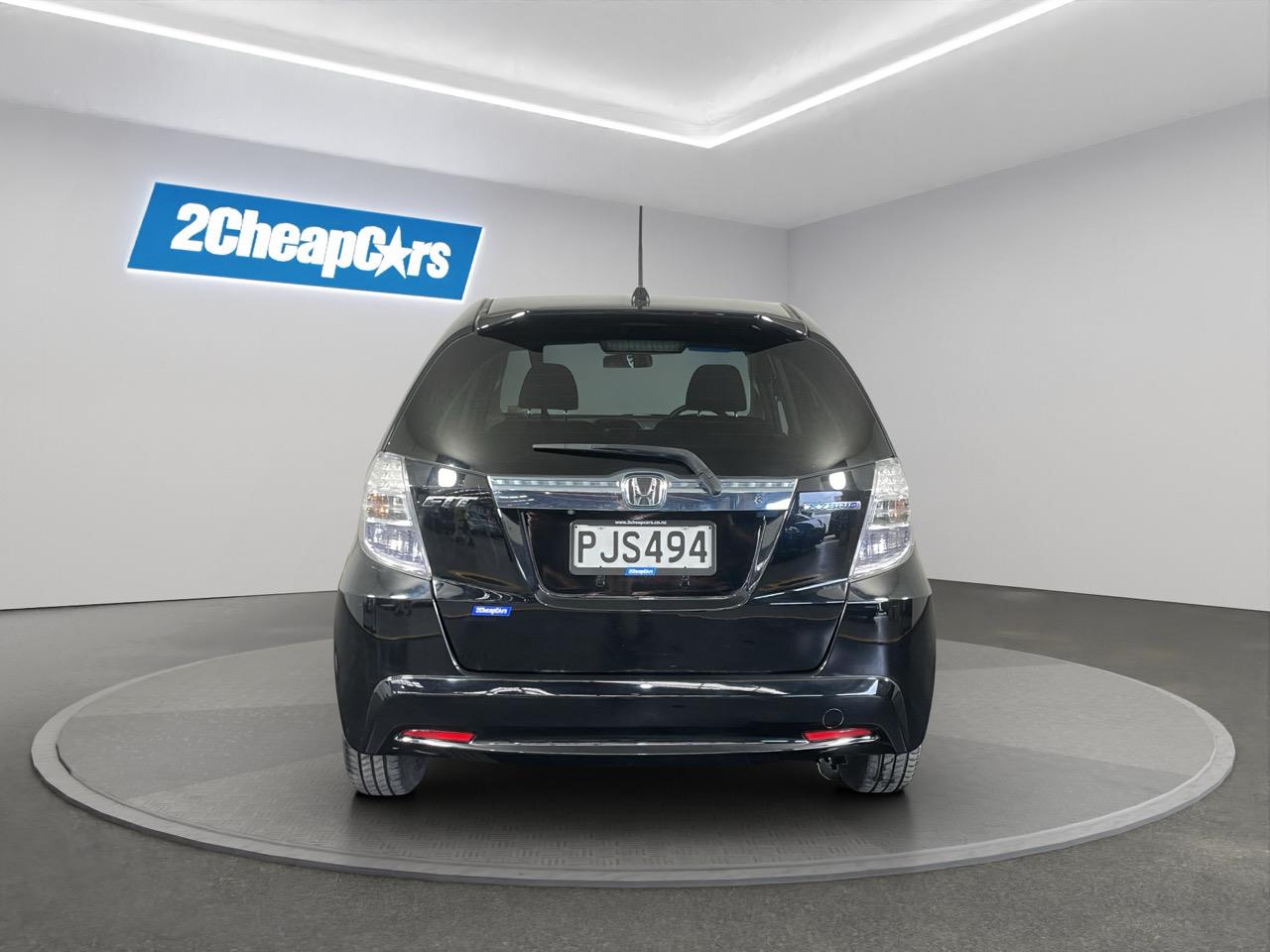 2013 Honda Fit Jazz hybrid Hatchback REVERSING CAMERA + CRUISE CONTROL