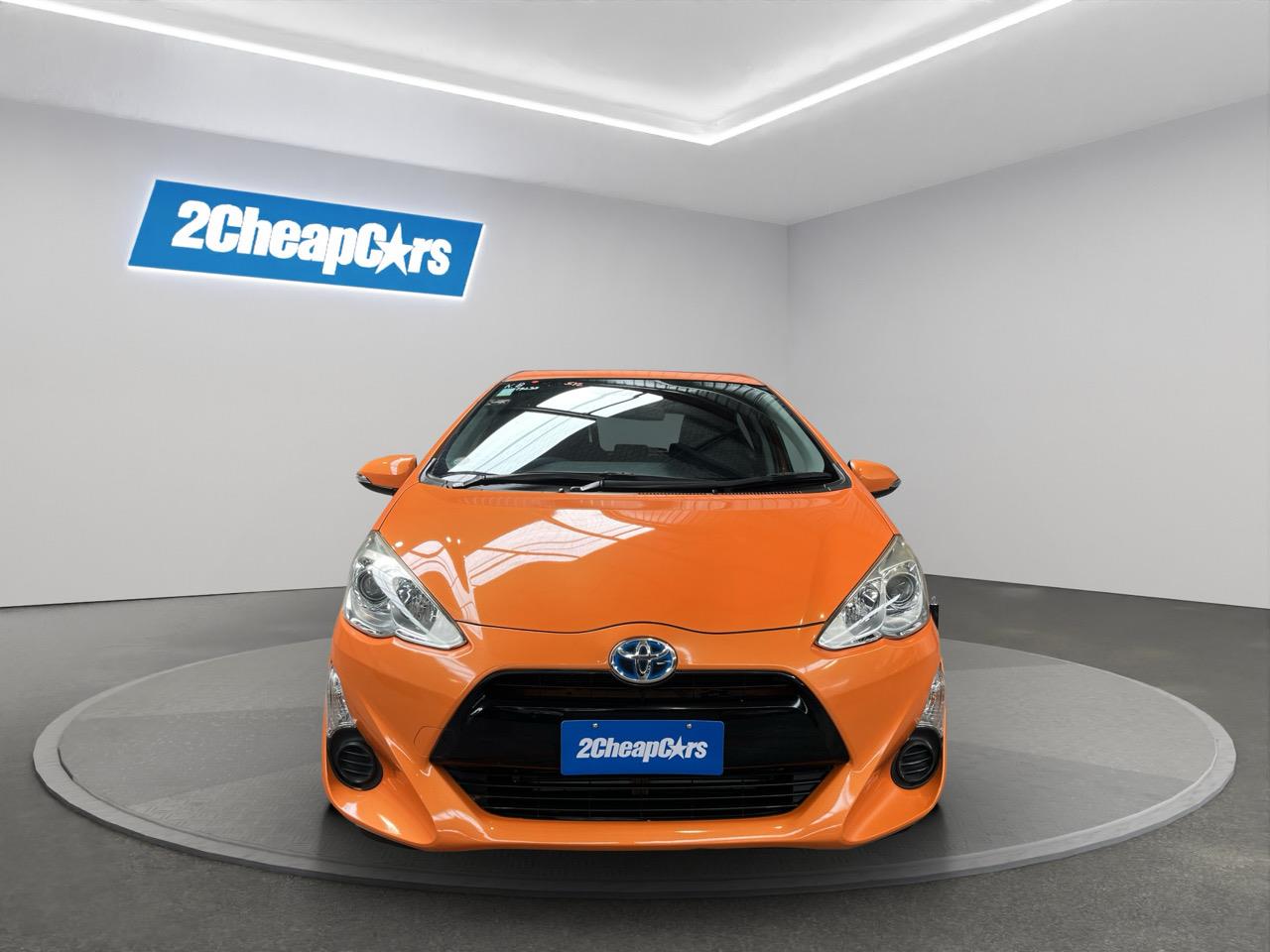 2015 Toyota Aqua Facelift Model S Hatchback SMART KEY + REVERSING CAMERA