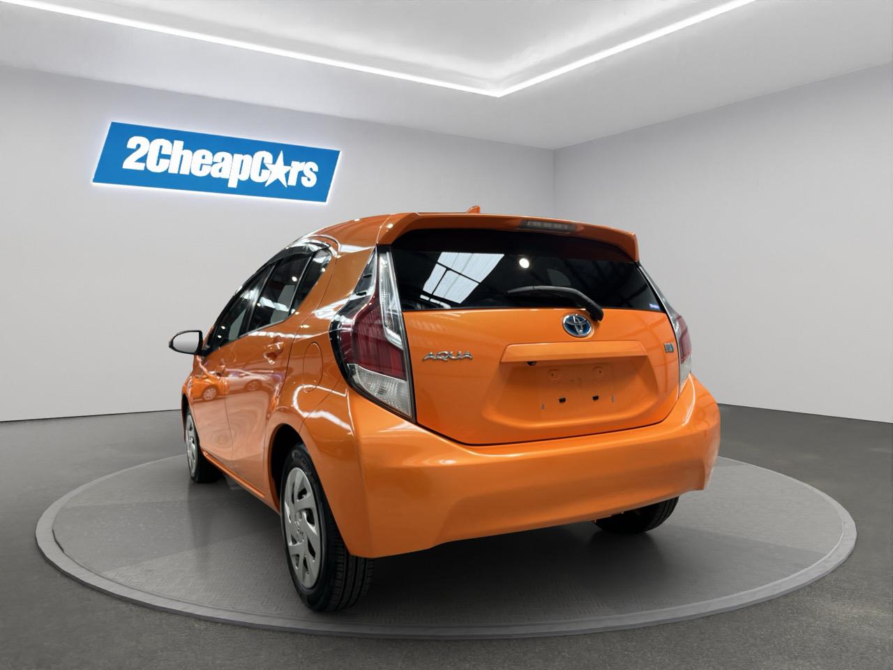 2015 Toyota Aqua Facelift Model S Hatchback SMART KEY + REVERSING CAMERA