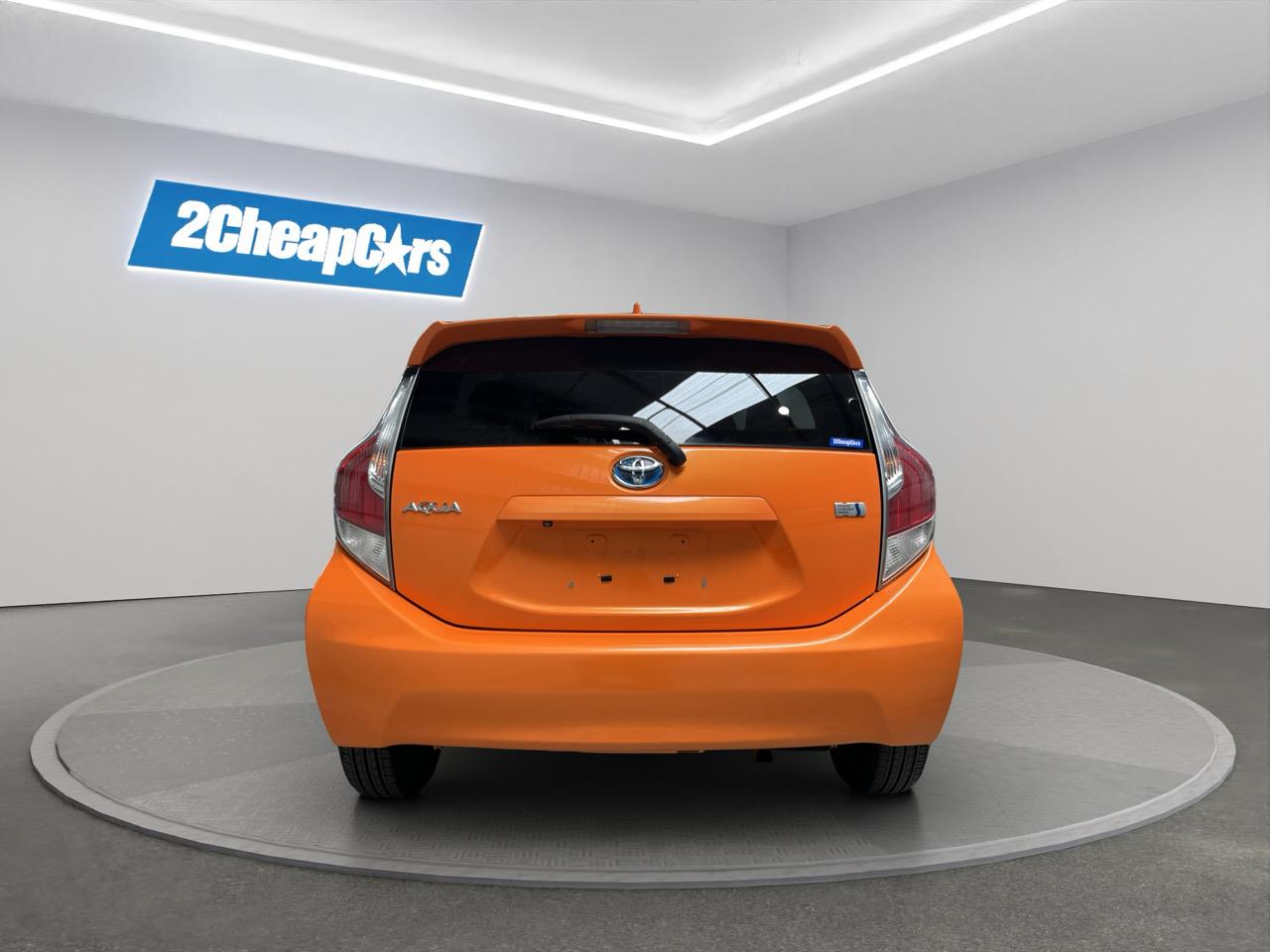 2015 Toyota Aqua Facelift Model S Hatchback SMART KEY + REVERSING CAMERA