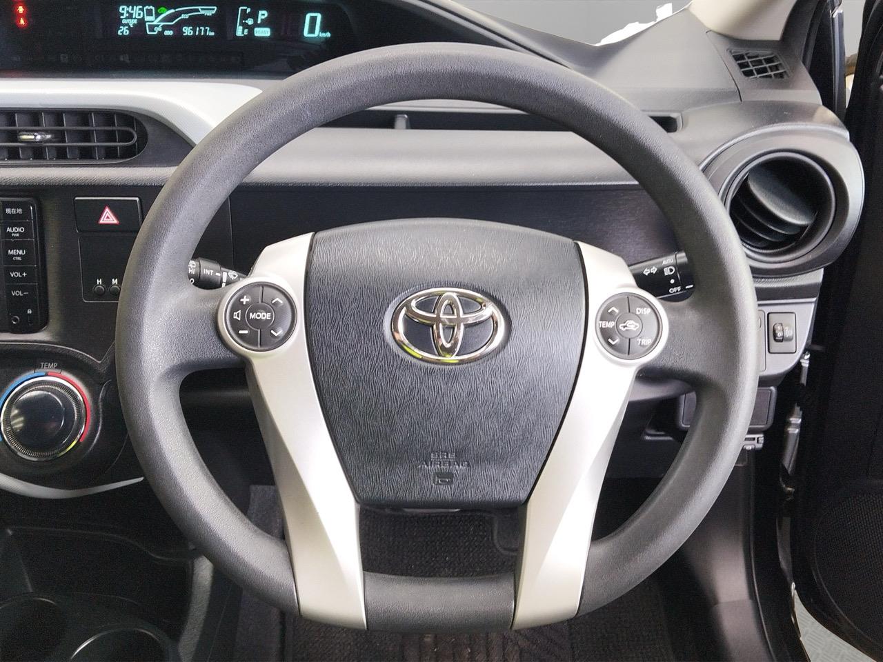 2014 Toyota Aqua S Hatchback PUSH BUTTON START + AUTO LIGHTS + REVERSING CAMERA