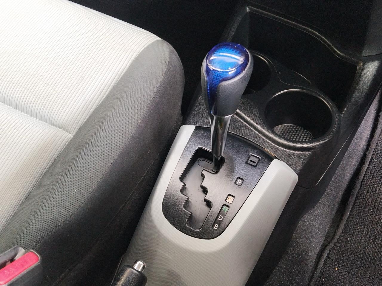 2014 Toyota Aqua S Hatchback PUSH BUTTON START + AUTO LIGHTS + REVERSING CAMERA