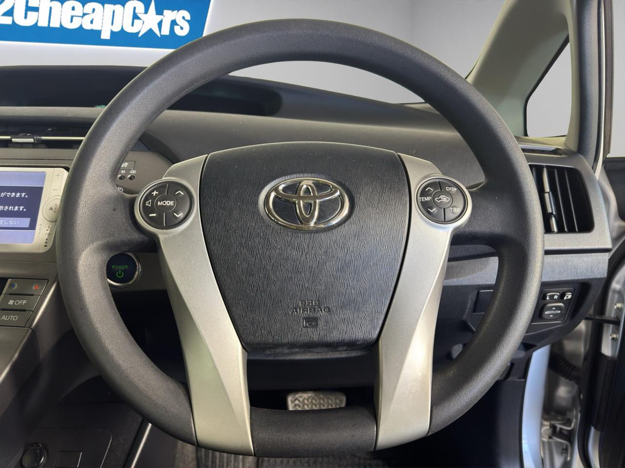 2014 Toyota Prius G Hatchback REVERSING CAMERA + AUTO LIGHTS + PUSH BUTTON START
