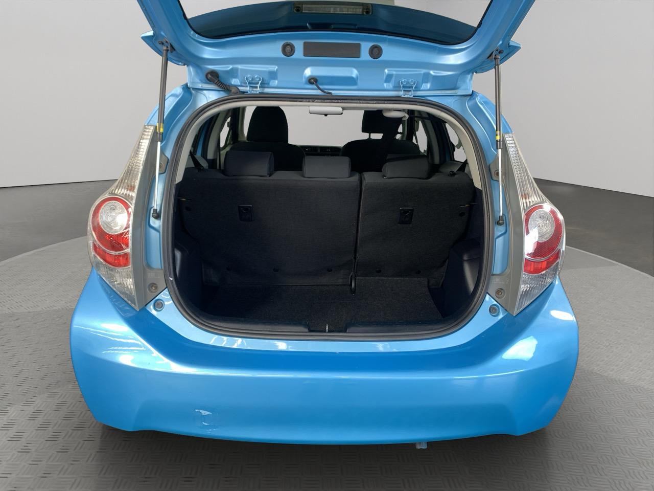 2013 Toyota Aqua G Hatchback PUSH BUTTON START + AUTO LIGHTS