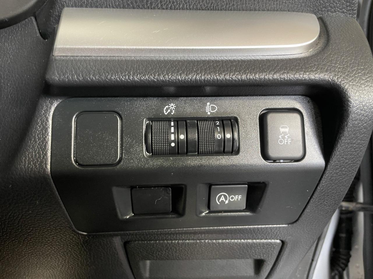 2015 Subaru Impreza G4 4WD 1.6i-L Sedan 4WD + PADDLE SHIFT + GREAT SPACE