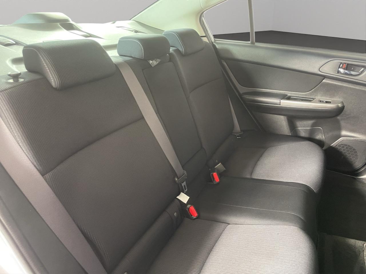 2015 Subaru Impreza G4 4WD 1.6i-L Sedan 4WD + PADDLE SHIFT + GREAT SPACE