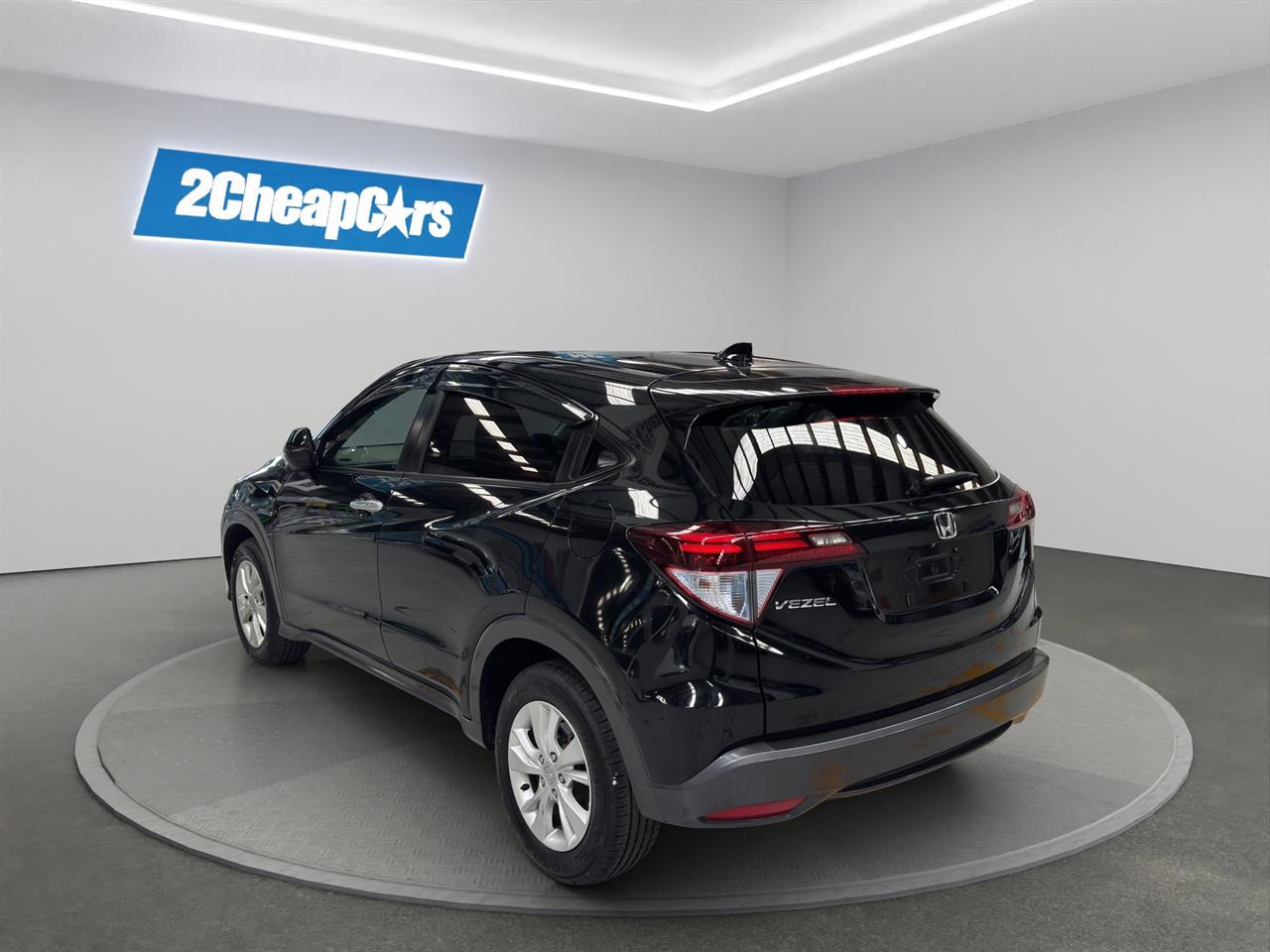 2014 Honda Vezel Hybrid X RV/SUV CRUISE CONTROL + PADDLE SHIFT + PUSH BUTTON START