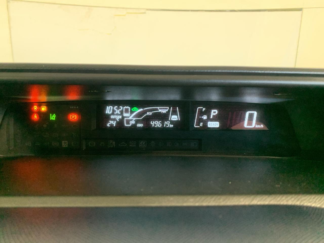 2016 Toyota Aqua Facelift Model G Hatchback LOW KMS + PUSH BUTTON START + AUTO LIGHTS