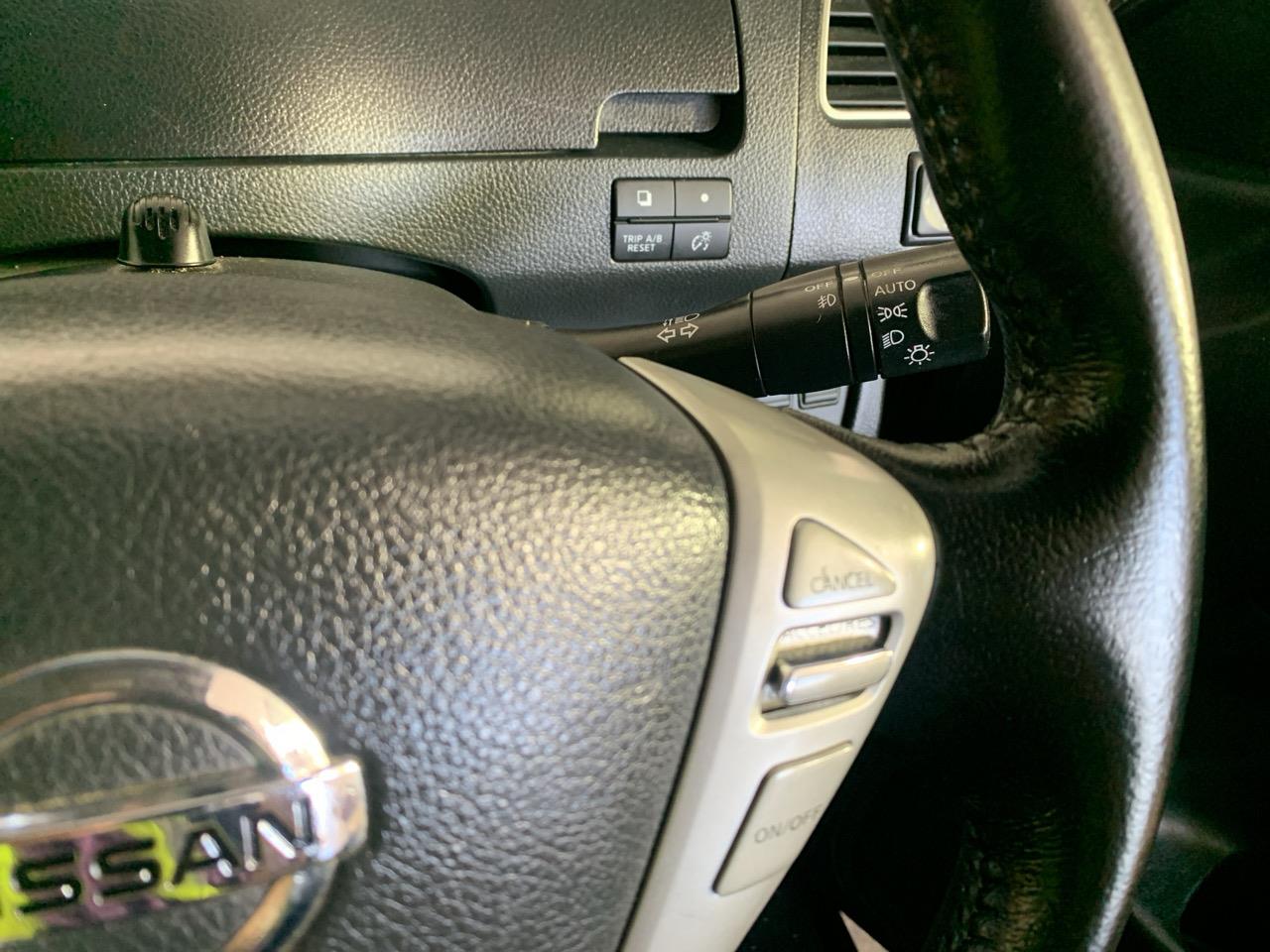 2014 Nissan Serena Hybrid Highway Star People Mover REVERSING CAMERA + CRUISE CONTROL + POWER SLIDING DOORS