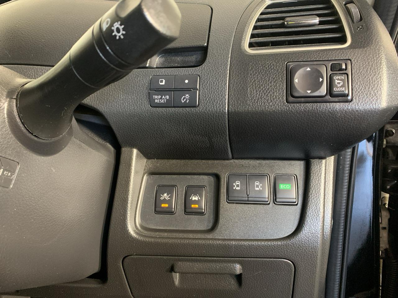 2014 Nissan Serena Hybrid Highway Star People Mover REVERSING CAMERA + CRUISE CONTROL + POWER SLIDING DOORS