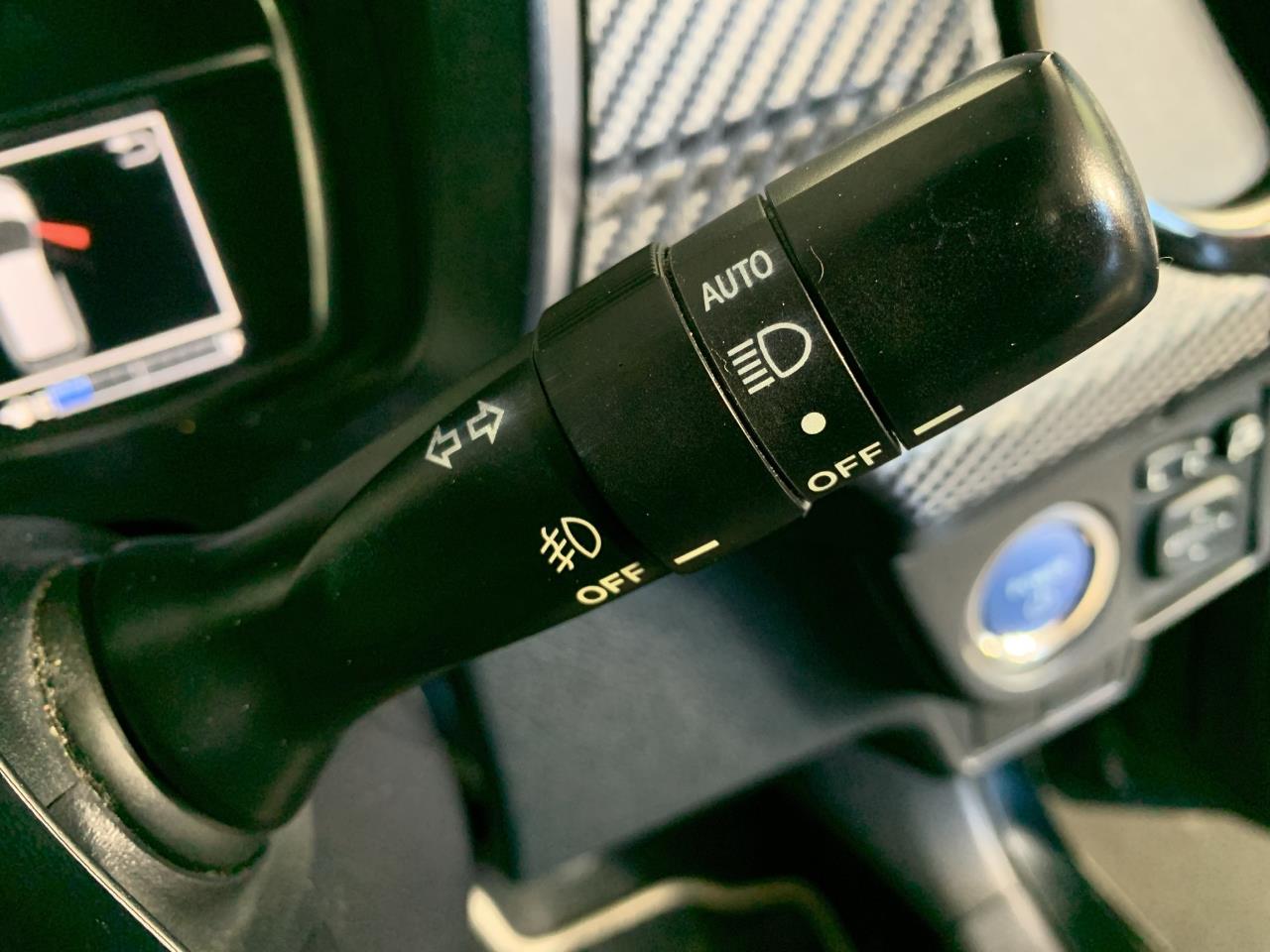 2014 Toyota Corolla Fielder Hybrid WXB Station Wagon REVERSING CAMERA + PUSH BUTTON START + AUTO LIGHTS