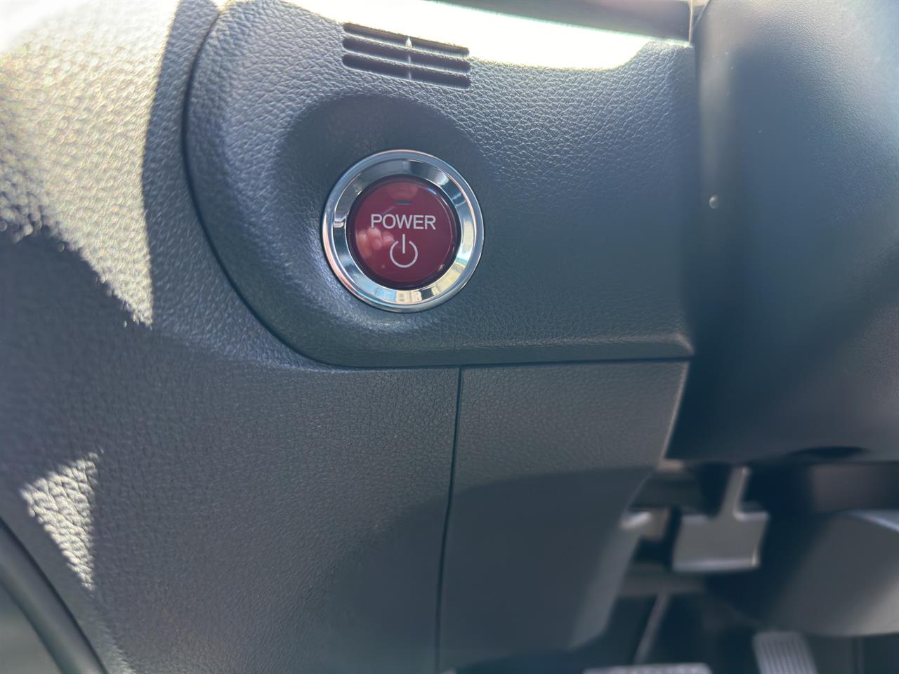 2015 Honda JADE Honda Sensing Hybrid People Mover HONDA SENSING + CRUISE CONTROL + REVERSING CAMERA