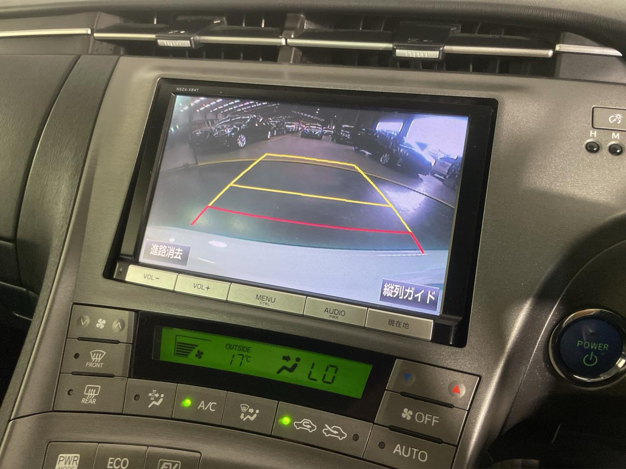 2015 Toyota Prius S Hatchback REVERSING CAMERA + PUSH BUTTON START + AUTO LIGHTS