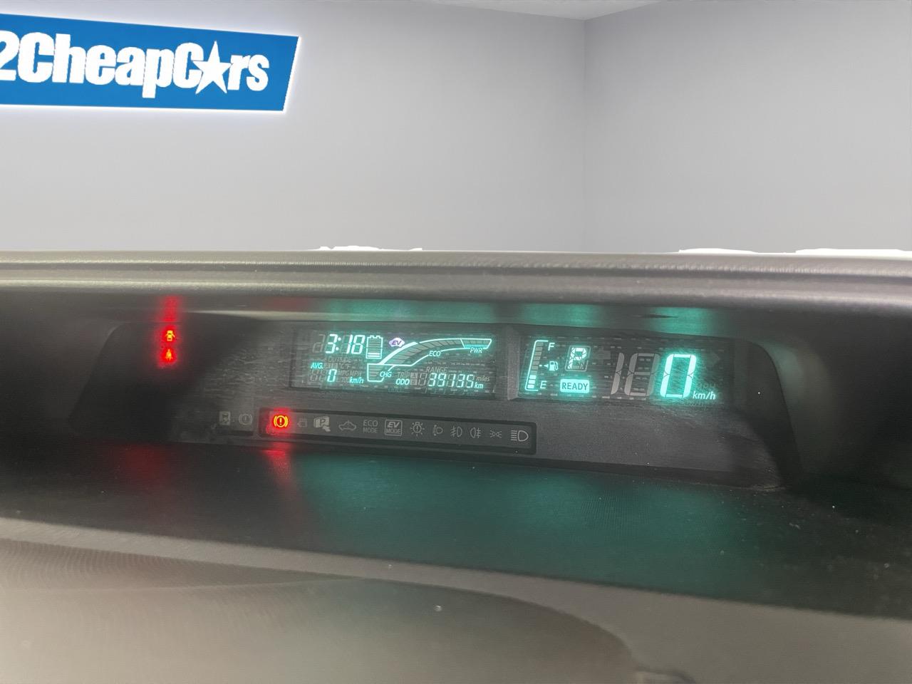 2012 Toyota Aqua G Hatchback LOW KM + AUTO LIGHTS + PUSH BUTTON START