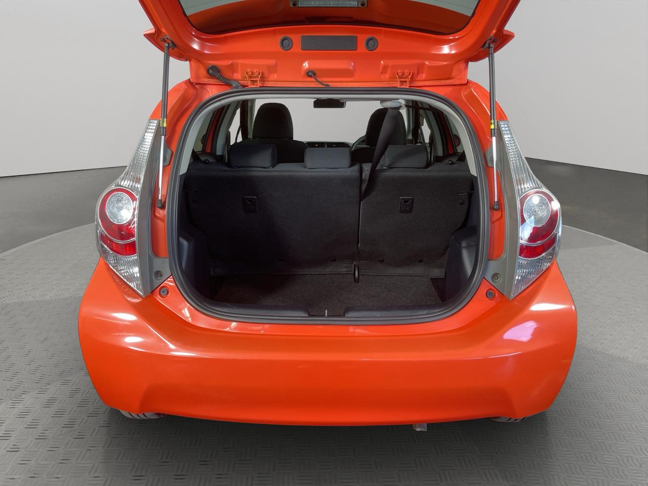 2013 Toyota Aqua S Hatchback AUTO LIGHTS + PUSH START