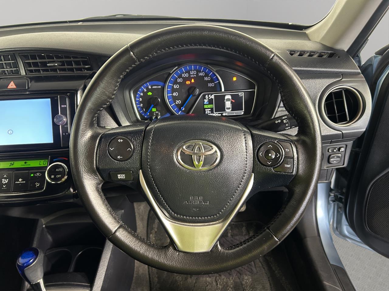 2013 Toyota Corolla Axio Hybrid Sedan REVERSING CAMERA +SMART KEY + AUTO LIGHTS