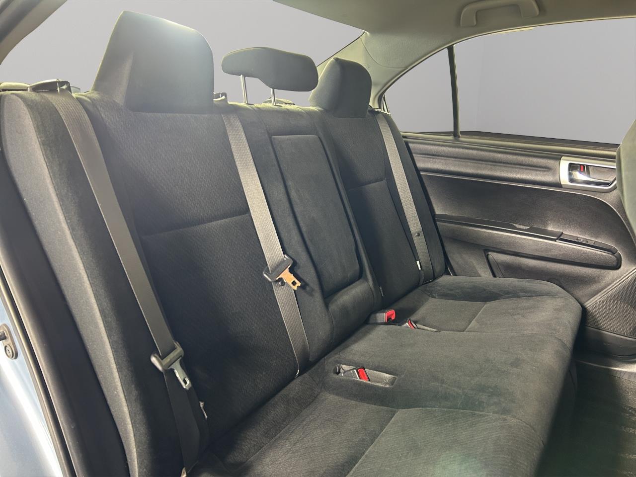 2013 Toyota Corolla Axio Hybrid Sedan REVERSING CAMERA +SMART KEY + AUTO LIGHTS