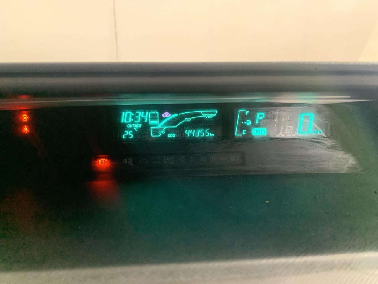 2012 Toyota Aqua S Hatchback LOW KM +  HEATED SEATS + PUSH BUTTON START