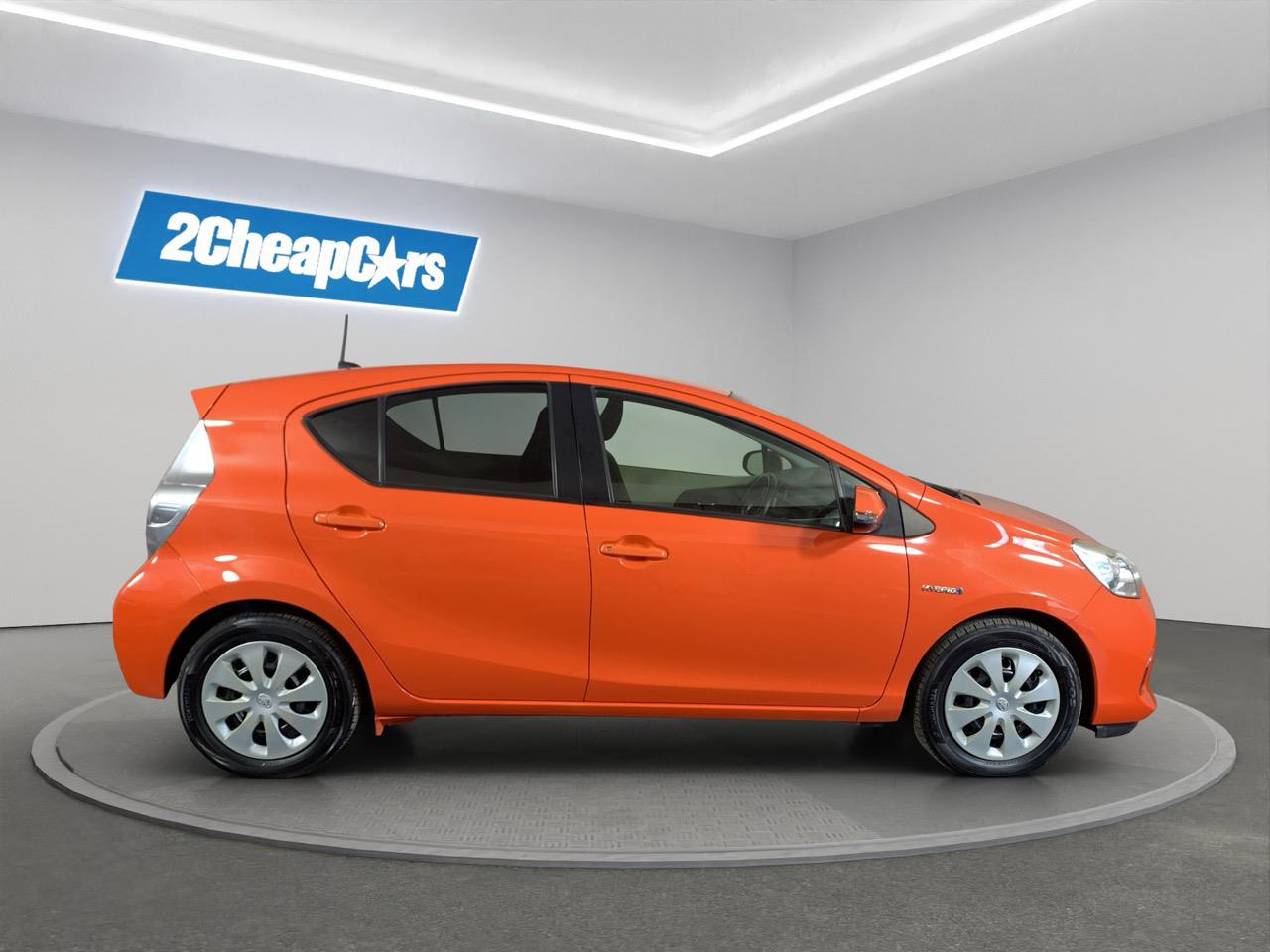 2012 Toyota Aqua S Hatchback LOW KM +  HEATED SEATS + PUSH BUTTON START