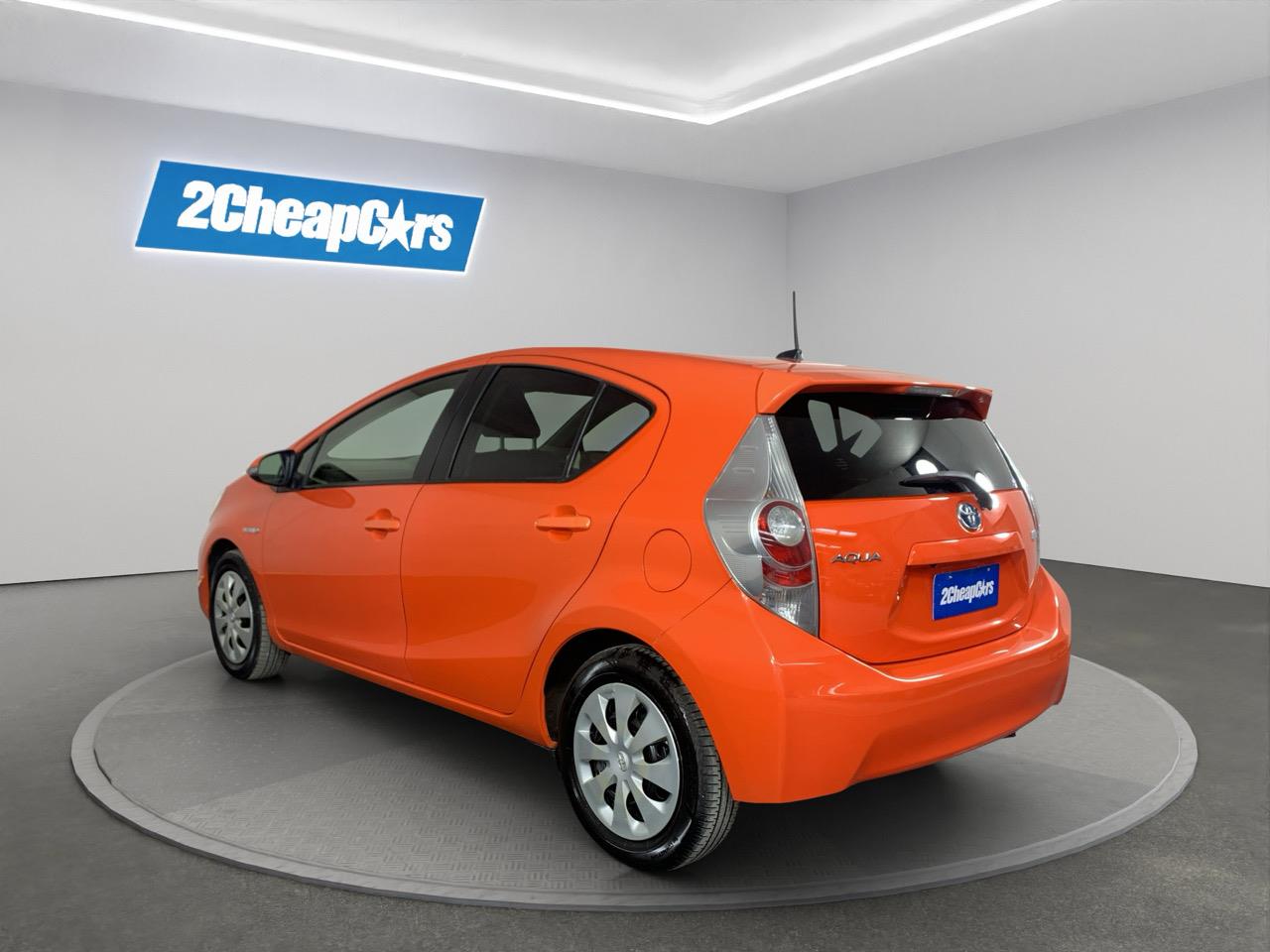 2012 Toyota Aqua S Hatchback LOW KM +  HEATED SEATS + PUSH BUTTON START
