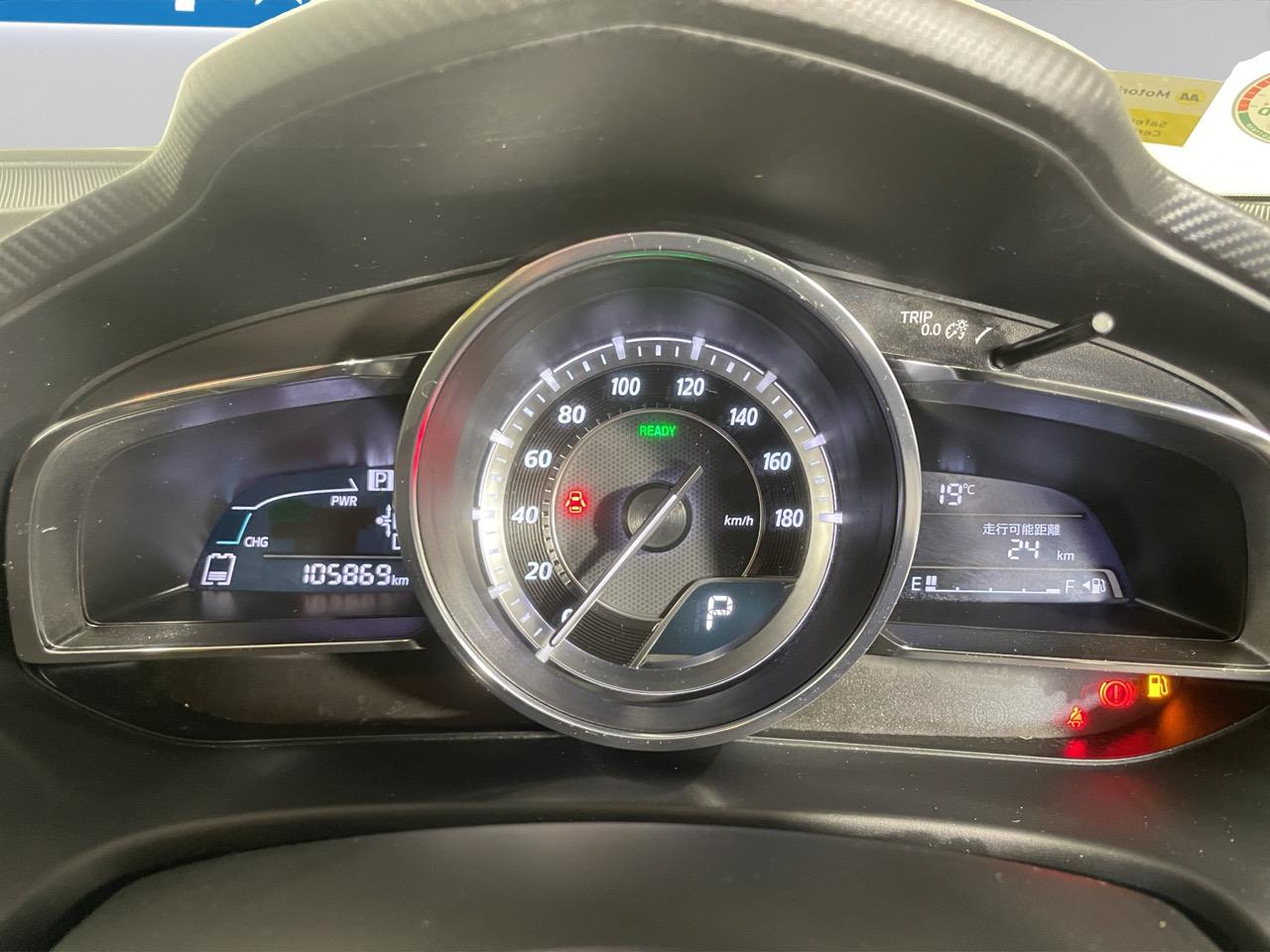 2015 Mazda Axela 3 HYBRID S Sedan REVERSING CAMERA + AUTO LIGHTS + PUSH START