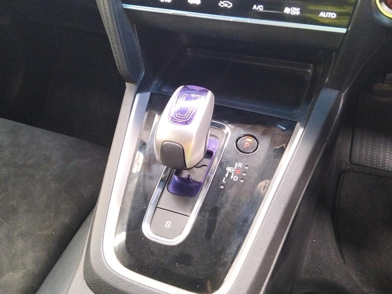 2015 Honda SHUTTLE HYBRID Z STYLE EDITION Station Wagon CRUISE CONTROL + REVERSING CAMERA