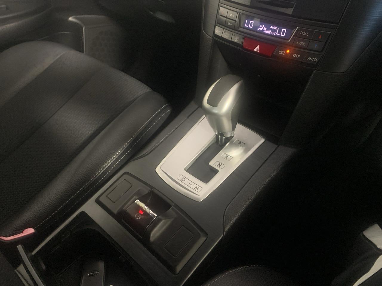 2014 Subaru Legacy B4 AWD Sedan EYE SIGHTS + CRUISE CONTROL +PADDLE SHIFT