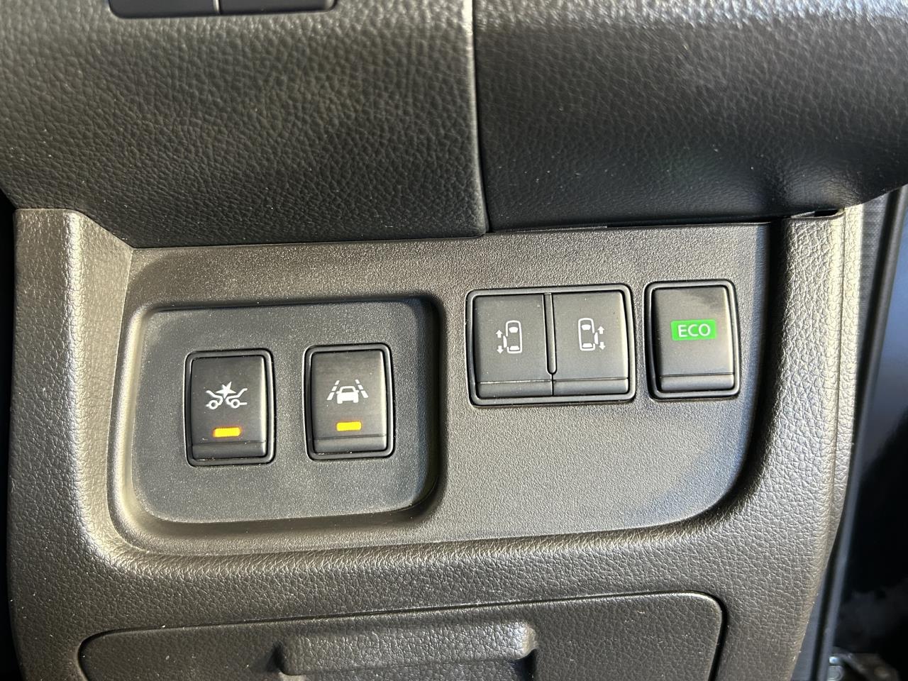 2015 Nissan Serena Hybrid Highway Star People Mover SEE US FOR FINANCE! BUY NOW PAY IN 6 MONTHS!*