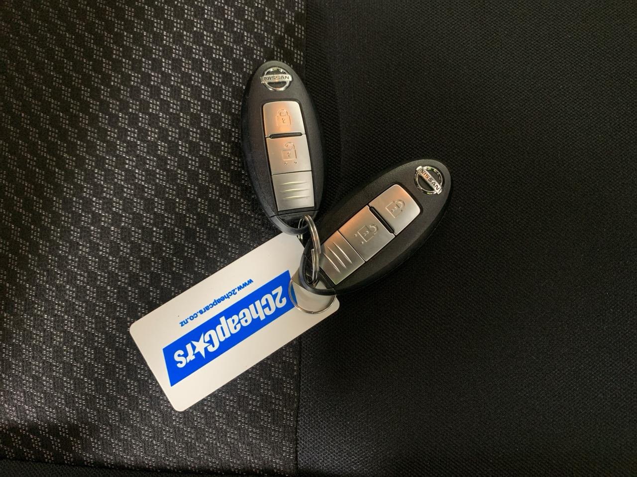 2017 Nissan Note Facelift 1.2 Emergency Brake Package Hatchback PUSH SRART + AUTO LIGHTS + SAFETY FEATURES