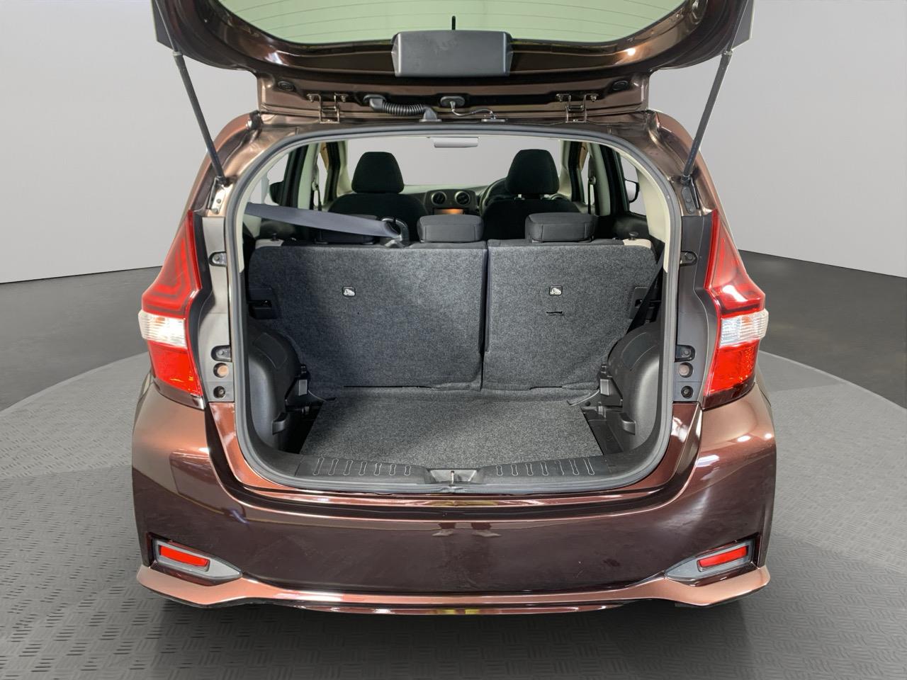 2017 Nissan Note Facelift 1.2 Emergency Brake Package Hatchback PUSH SRART + AUTO LIGHTS + SAFETY FEATURES