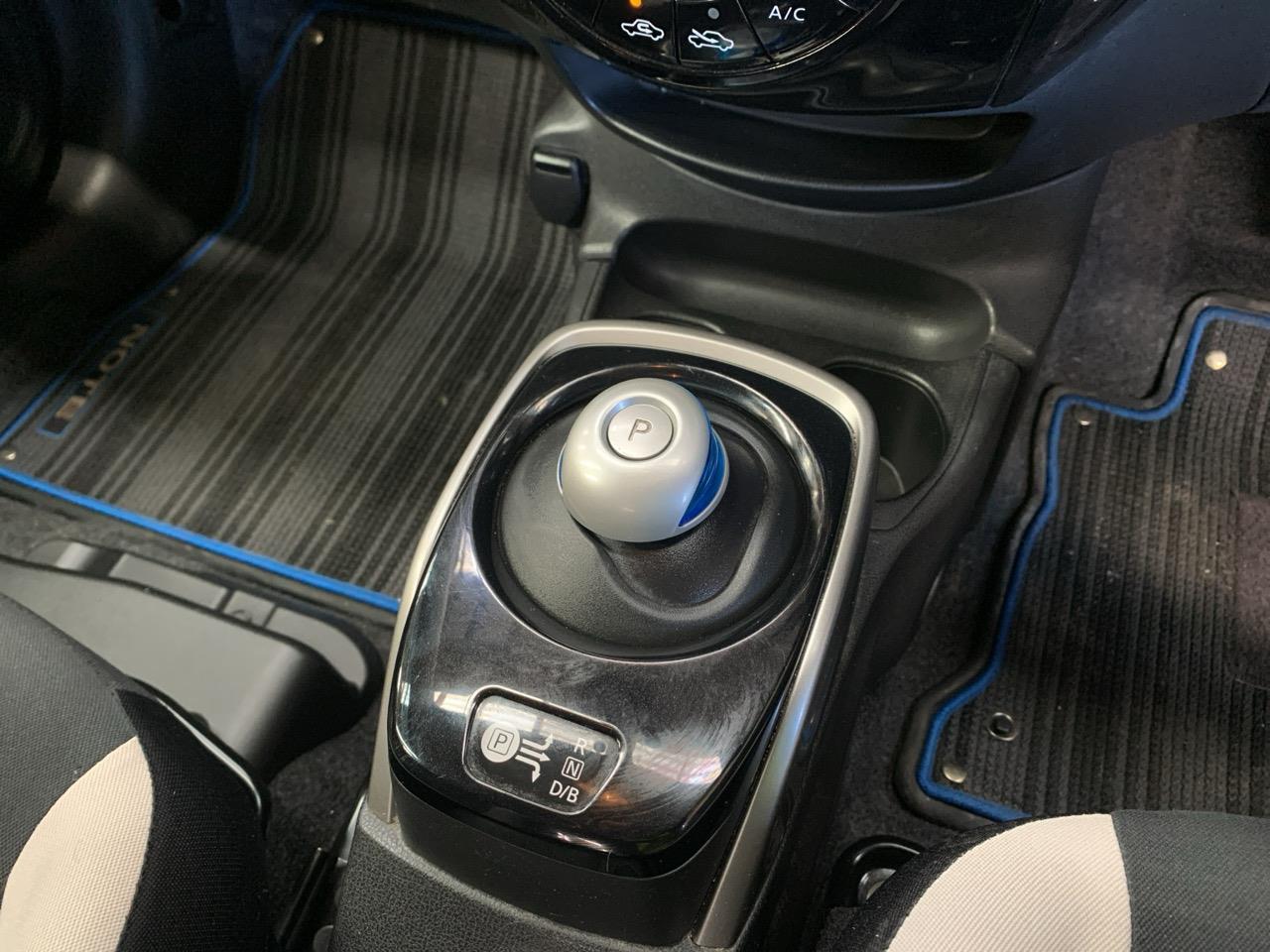 2016 Nissan Note e-power Hatchback LOW KM + PUSH BUTTON START + AUTO LIGHTS